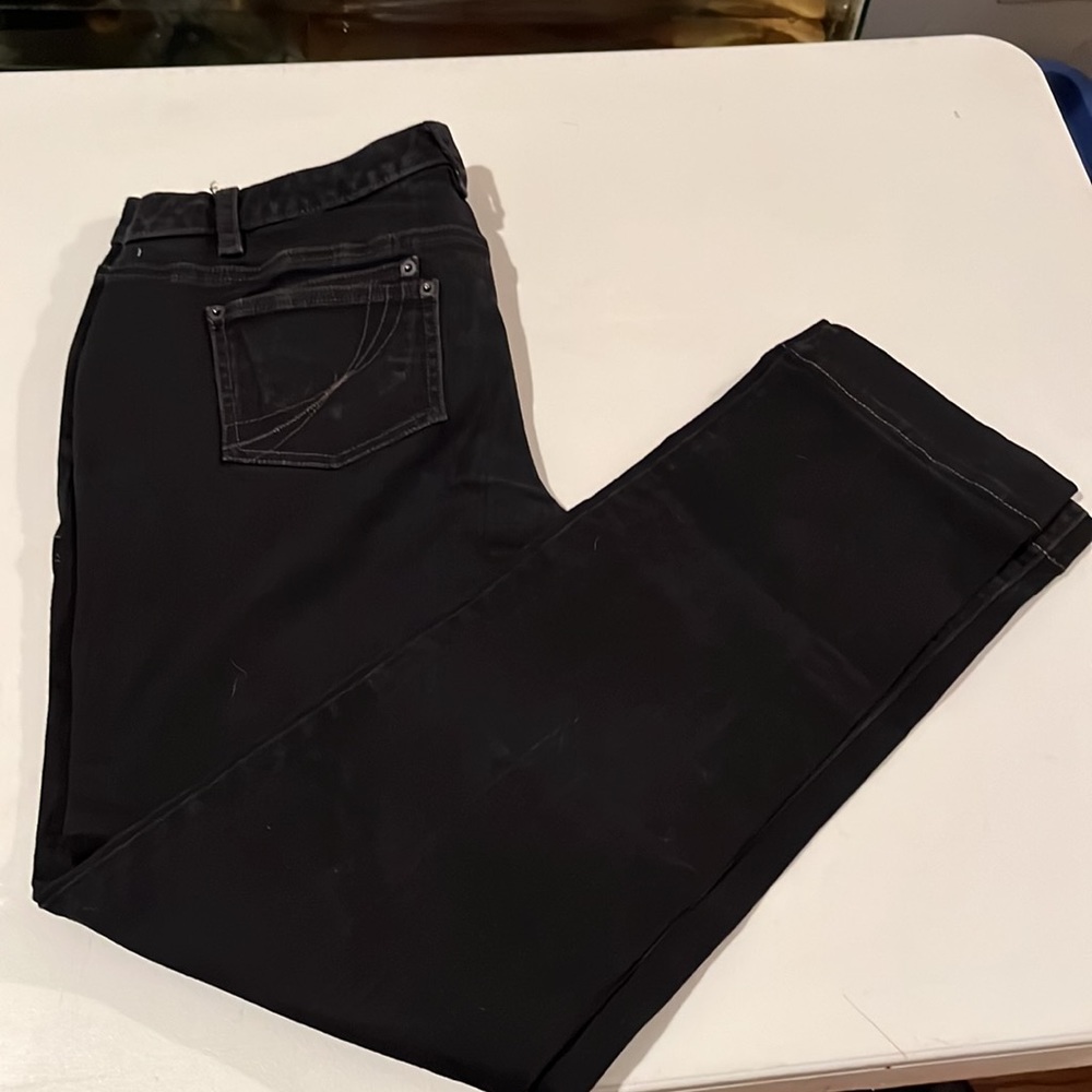 ELLE size 12 black jeans high rise straight leg with stretch